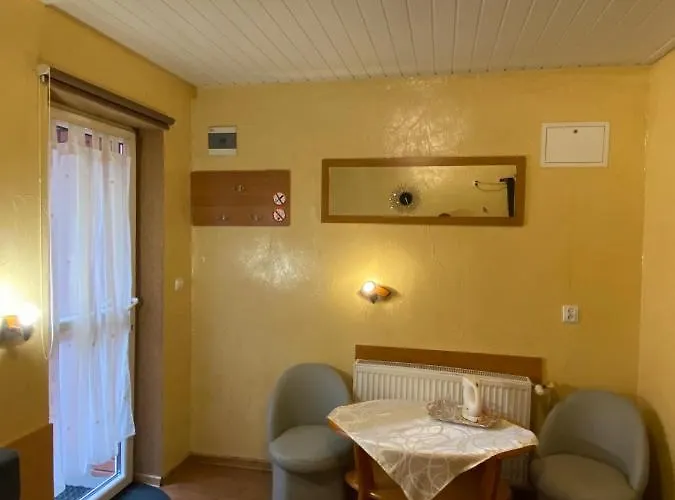 Bed & Breakfast Pracownicze 3*